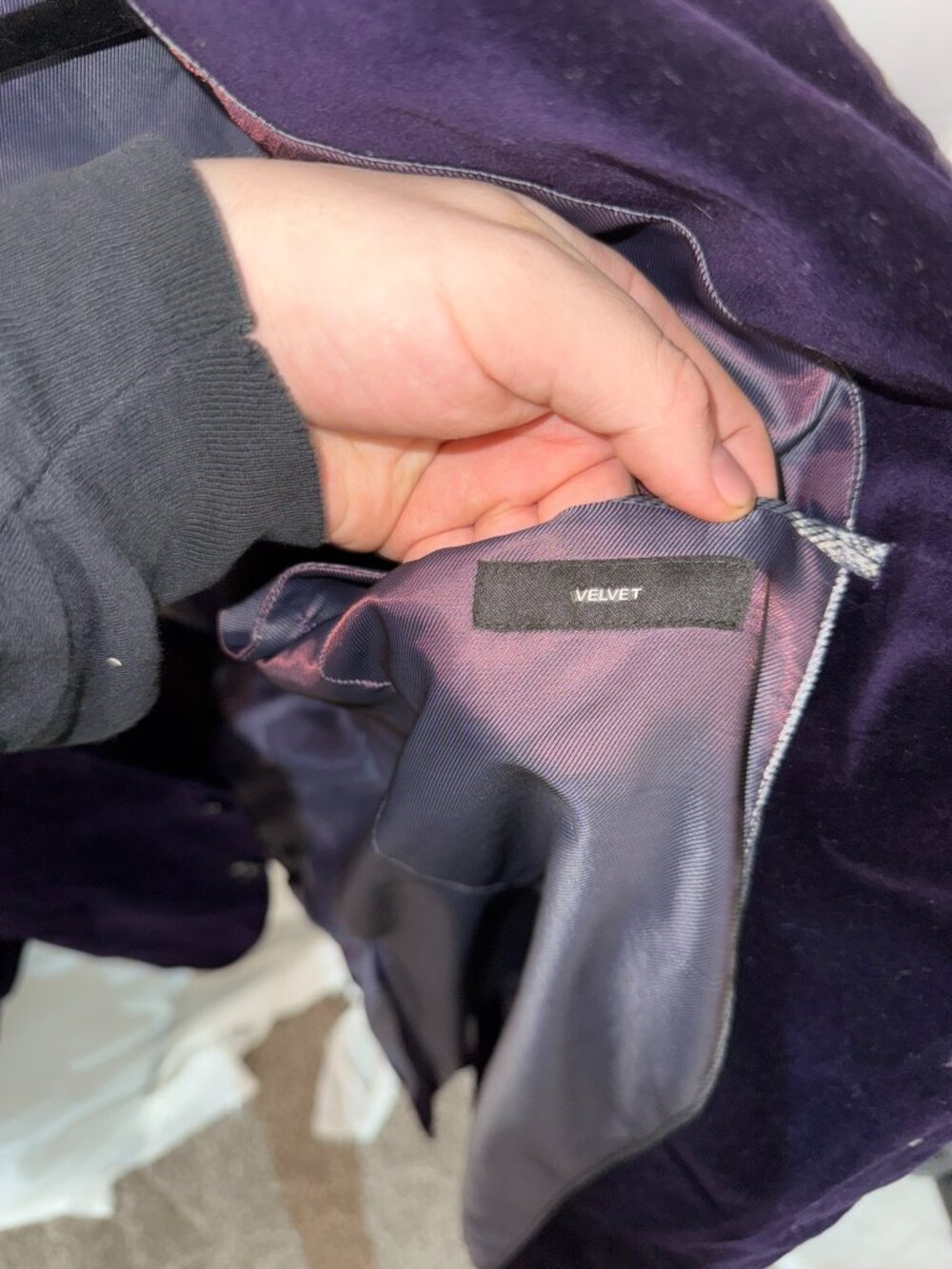 J. Ferrar Mens 42L Slim Fit Purple Velvet Blazer Suit Jacket - Picture 4 of 5
